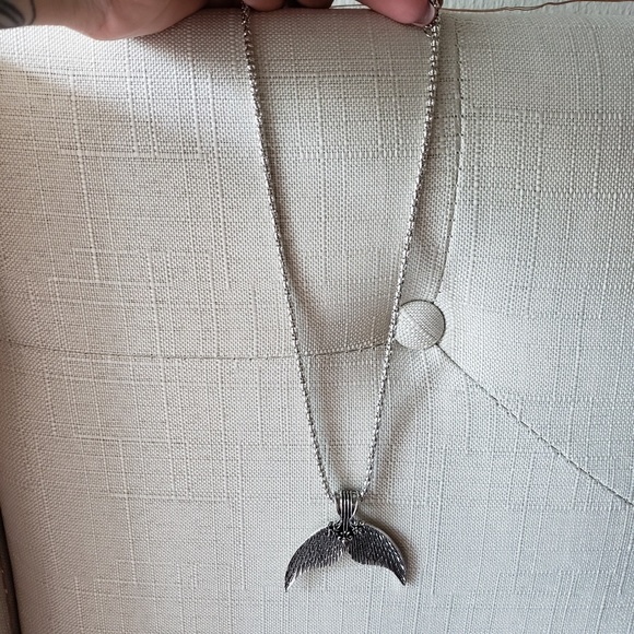 Mermaid Tail Silver Necklace - Picture 4 of 8